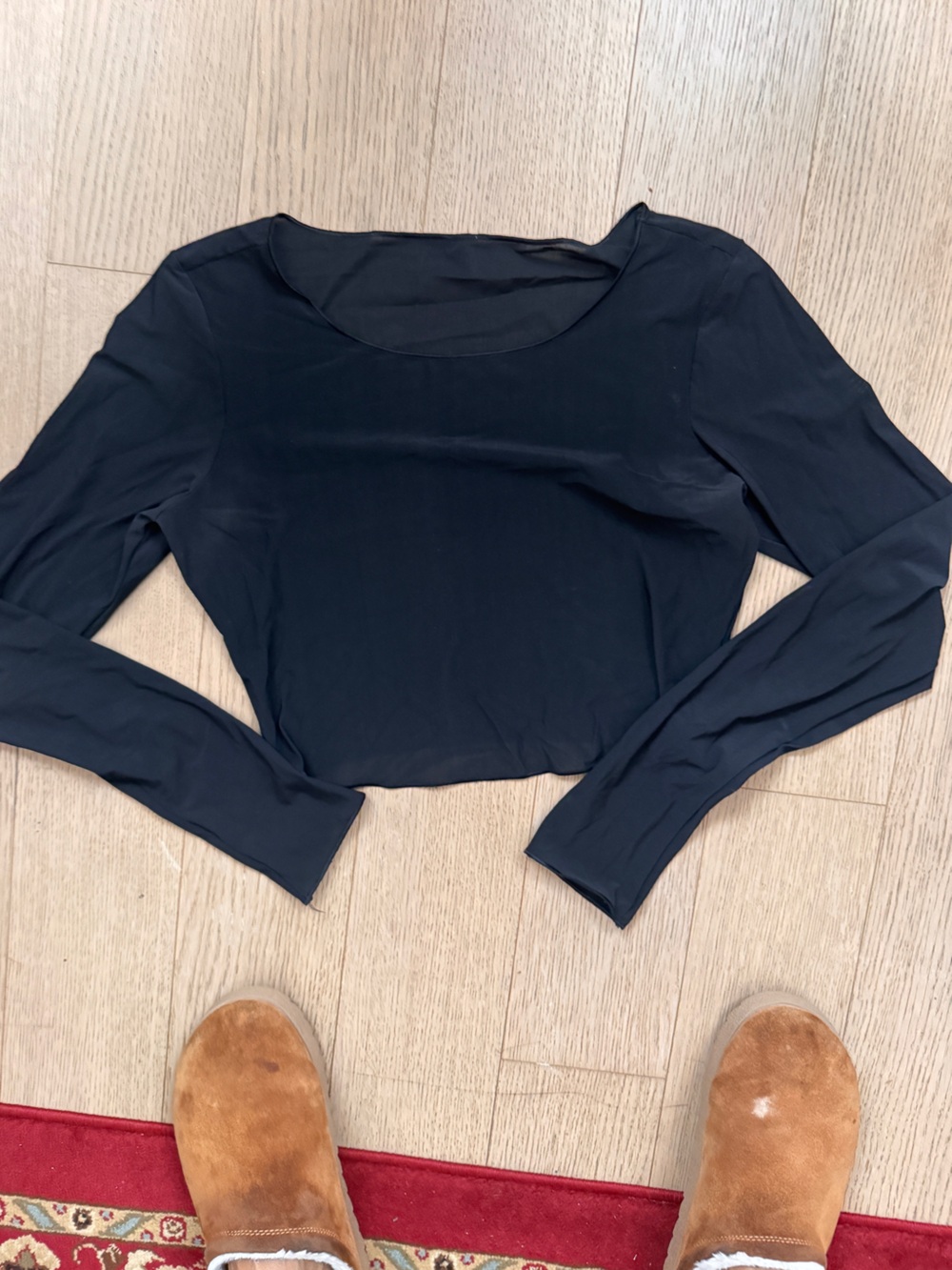 ALO Yoga Black Long Sleeve Scoop-Neck Top - sheer / fitted